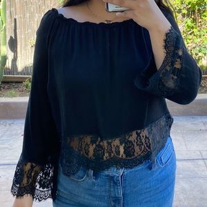Black lace top 🖤